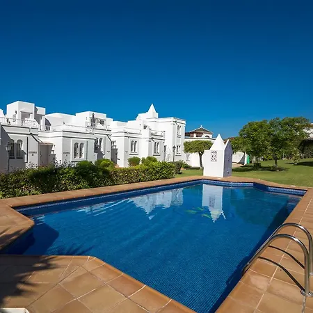 Urb. Alhambra 3 Holiday home