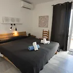 Дом отдыха Urb. Alhambra 3 *