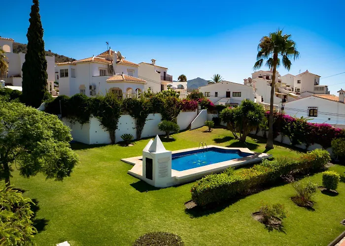 Urb. Alhambra 3 Holiday home Nerja