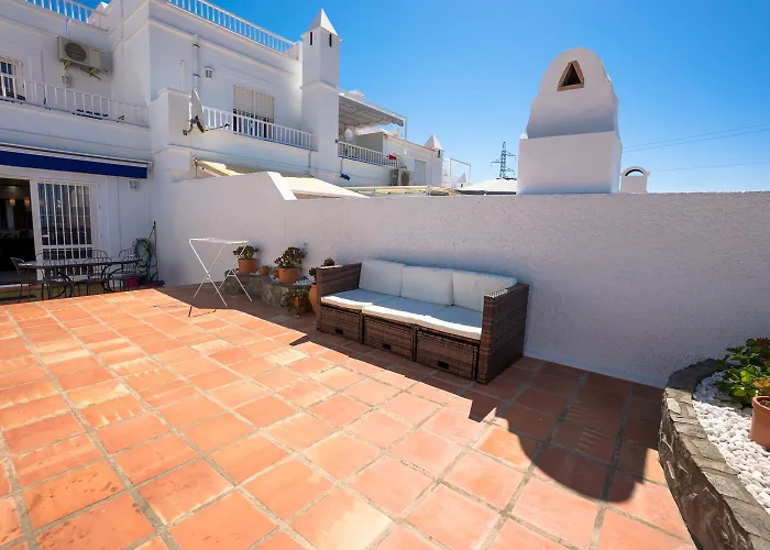 Urb. Alhambra 3 Holiday home *